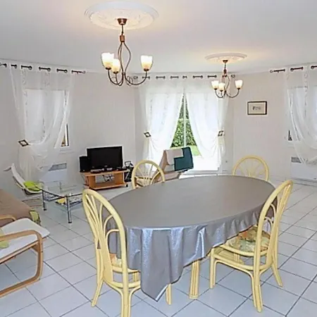 Hébergement de vacances Maison Saint-palais-sur-mer, 4 Pièces, 6 Personnes - Fr-1-305a-19 Saint-Palais-sur-Mer